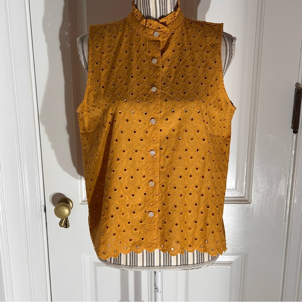 Mustard Yellow Sleeveless Button-Up Top eyelet loft small S221